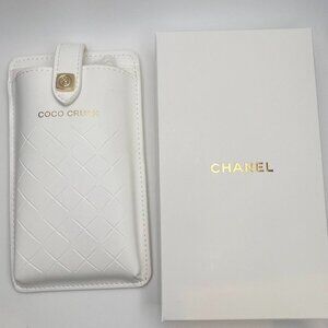 CHANEL VIP GWP Coco Crush Crossbody Phone & Card Holder - NEW